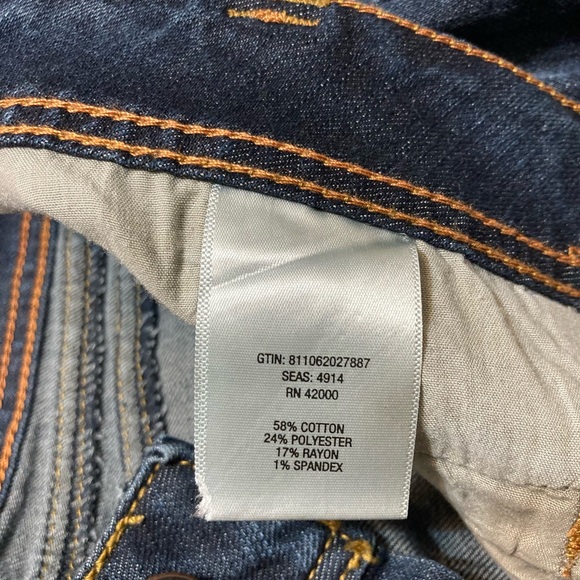 Adam Levine Front Pocket Straight Leg Denim - Picture 5 of 5